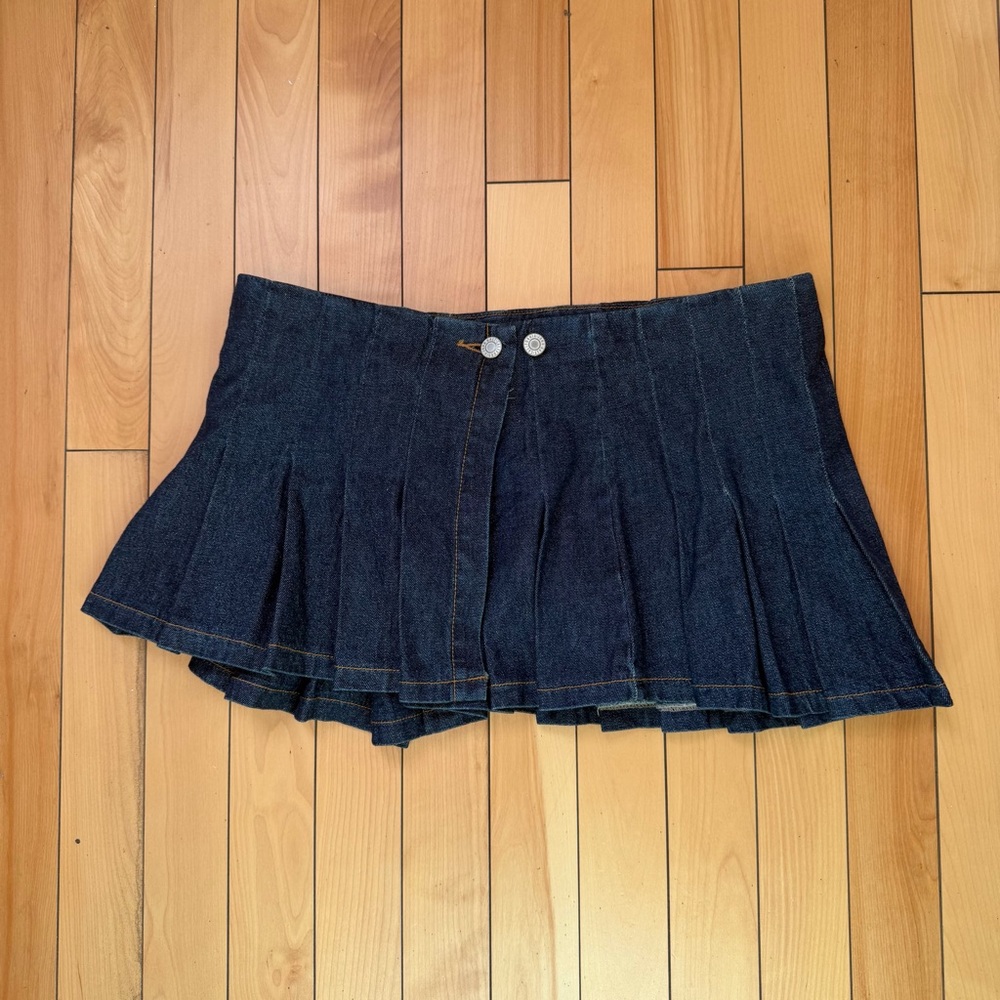 brandy melville denim mini pleated skirt adjustable